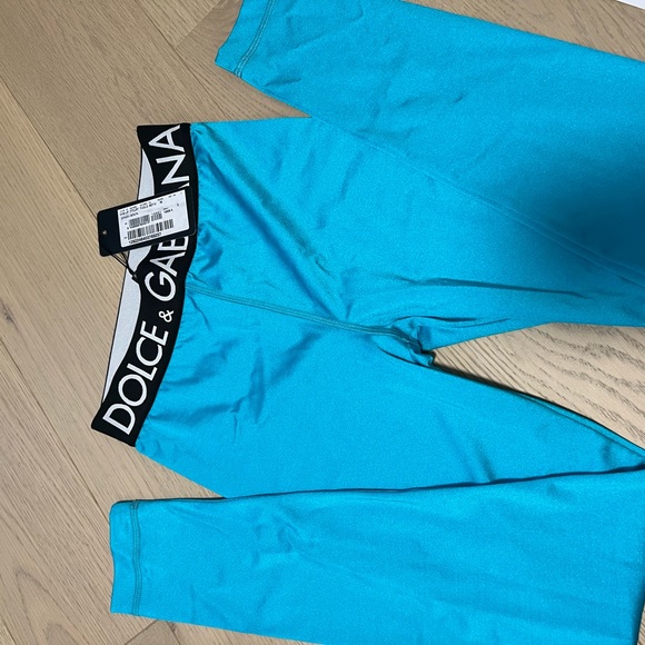 Dolce and Gabbana set - Picture 10 of 11